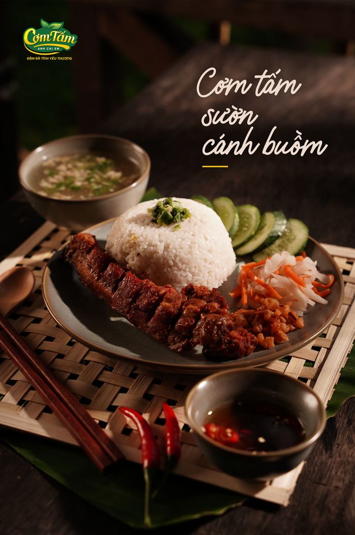 Cơm tấm sườn cánh buồm